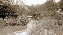 homes-early/misc/the-garden-1930s.jpg